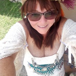 Meet your Posher, Sandra